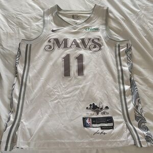 Nike White and Gray Mavericks #11 Jersey